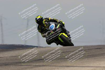 media/Aug-13-2023-CRA (Sun) [[1cfc37a6fb]]/Race 11 600 Superbike/Race/